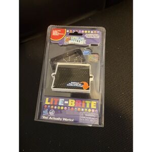 World's Smallest Lite-Brite Game Travel Sized NEW Sealed‎